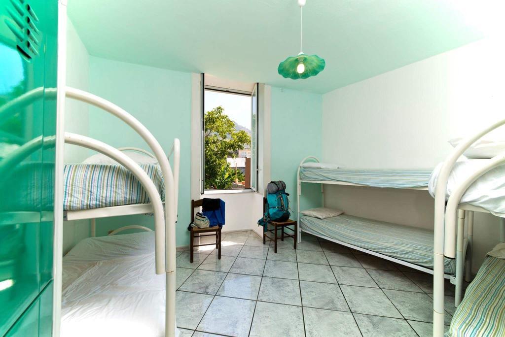 Ring Hostel Forio di Ischia Zewnętrze zdjęcie